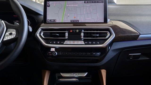 2023 BMW X4 xDrive30i