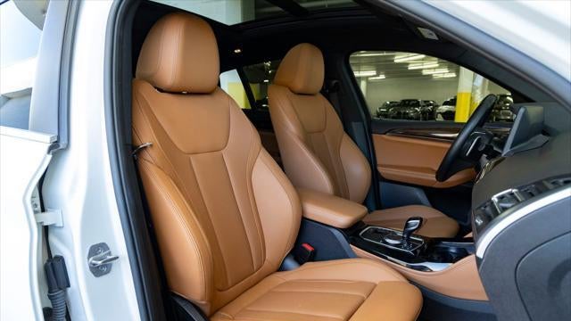 2023 BMW X4 xDrive30i