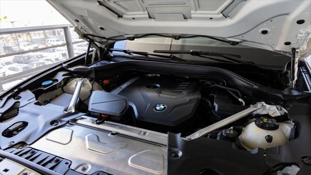2023 BMW X4 xDrive30i