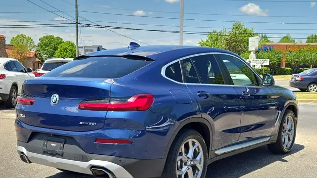 2022 BMW X4 xDrive30i