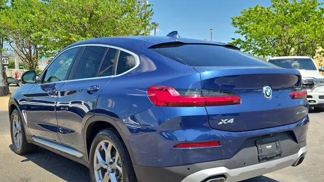 2022 BMW X4 xDrive30i