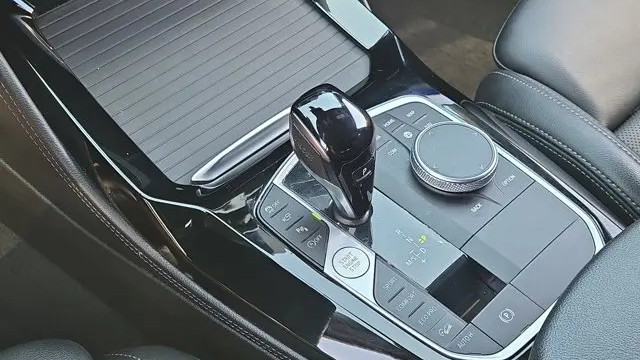 2022 BMW X4 xDrive30i