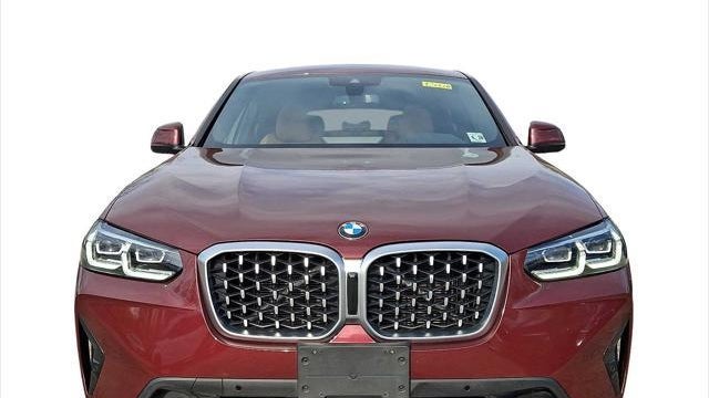2023 BMW X4 xDrive30i