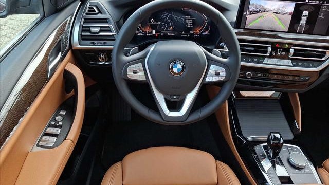 2023 BMW X4 xDrive30i