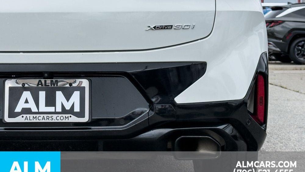 2023 BMW X4 xDrive30i