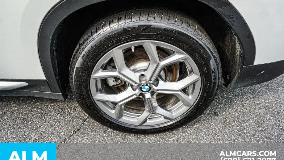 2025 BMW X4 xDrive30i