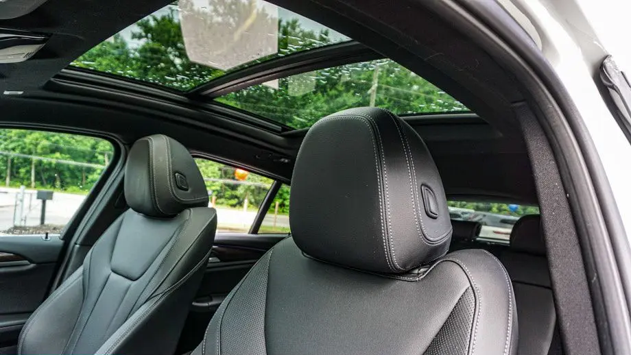 2025 BMW X4 xDrive30i
