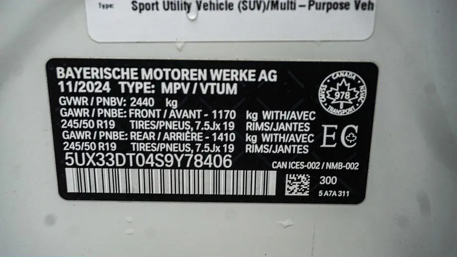 2025 BMW X4 xDrive30i