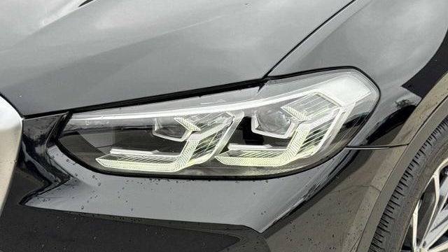 2022 BMW X4 xDrive30i