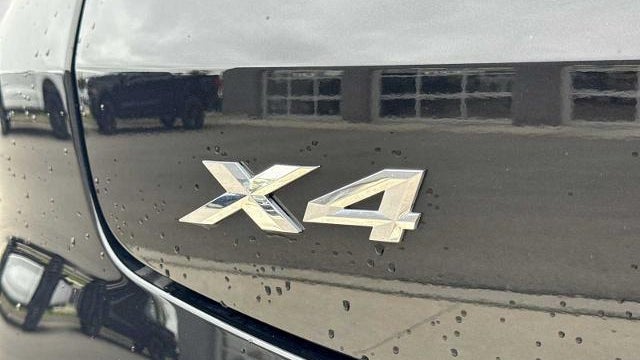 2022 BMW X4 xDrive30i