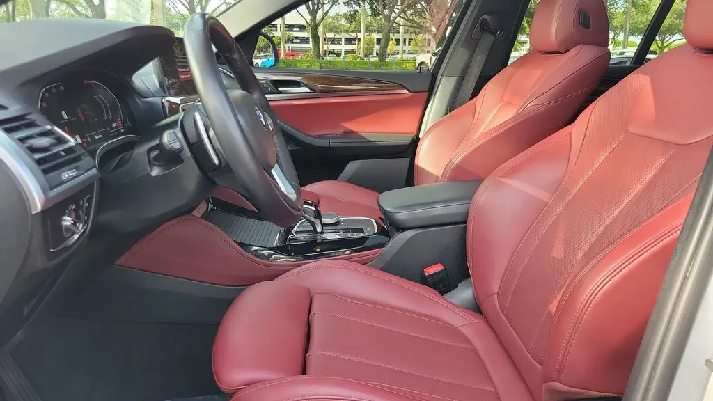 2023 BMW X4 xDrive30i