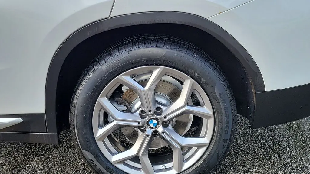 2023 BMW X4 xDrive30i