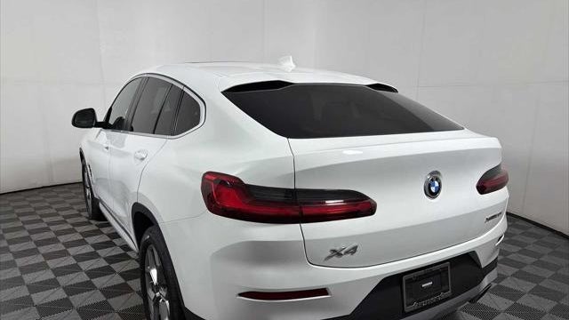 2023 BMW X4 xDrive30i