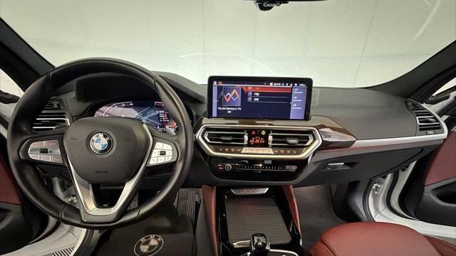 2023 BMW X4 xDrive30i