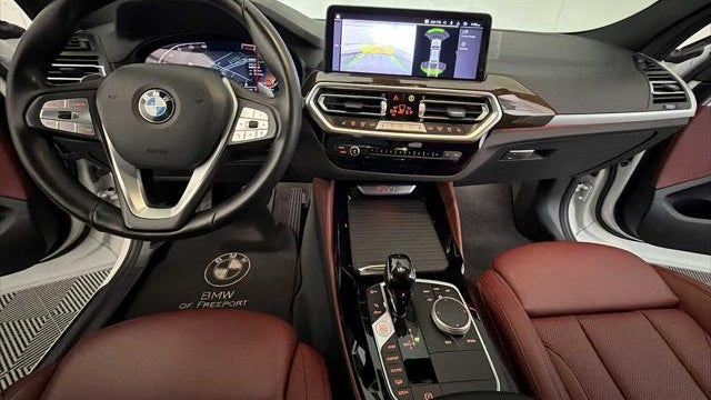 2023 BMW X4 xDrive30i