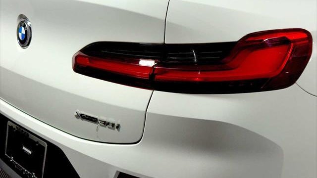 2023 BMW X4 xDrive30i