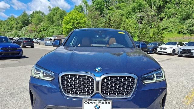 2023 BMW X4 xDrive30i