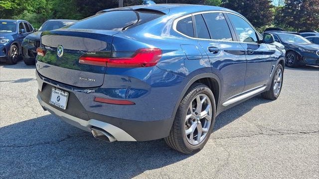 2023 BMW X4 xDrive30i