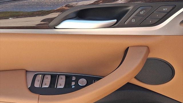 2023 BMW X4 xDrive30i