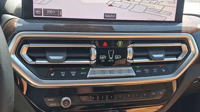 2023 BMW X4 xDrive30i