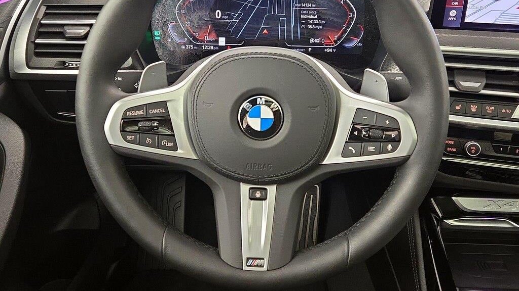 2025 BMW X4 xDrive30i