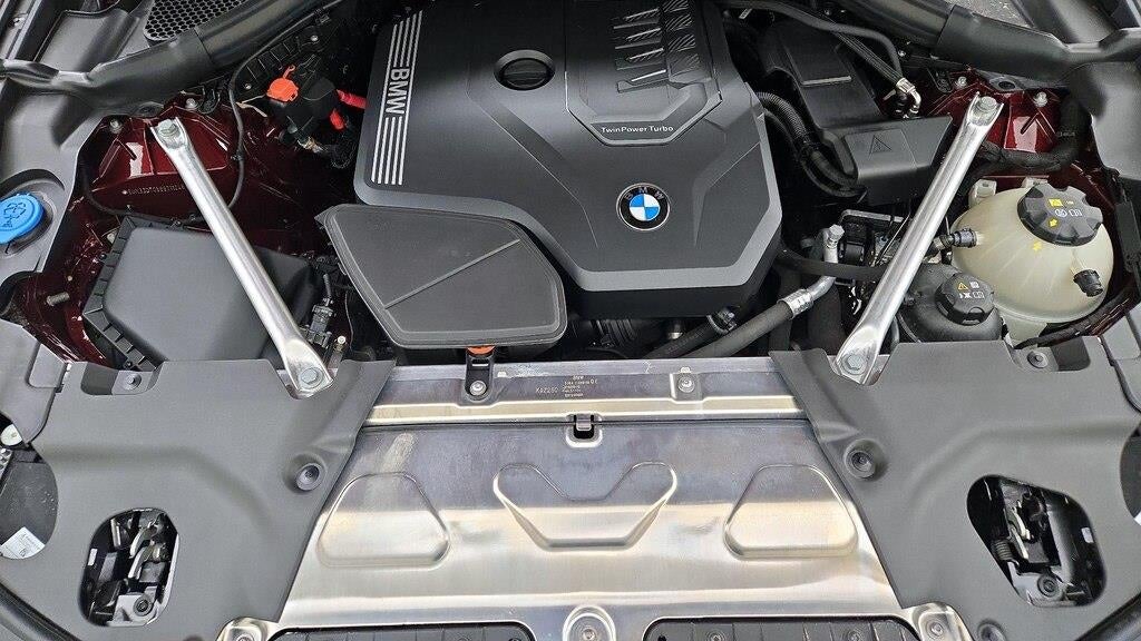 2025 BMW X4 xDrive30i