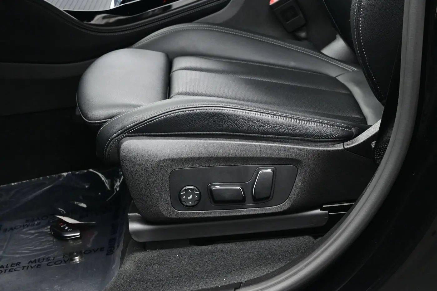 2025 BMW X4 - $44,190