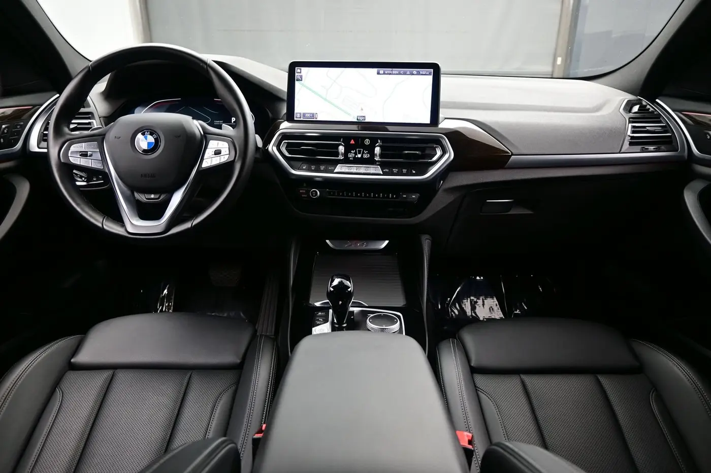 2025 BMW X4 - $44,190
