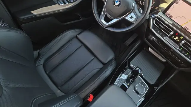 2022 BMW X4 xDrive30i