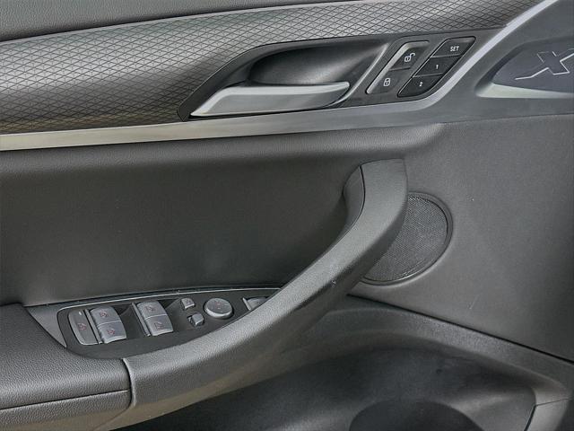 2024 BMW X4 - $43,200