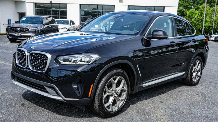 2025 BMW X4 xDrive30i