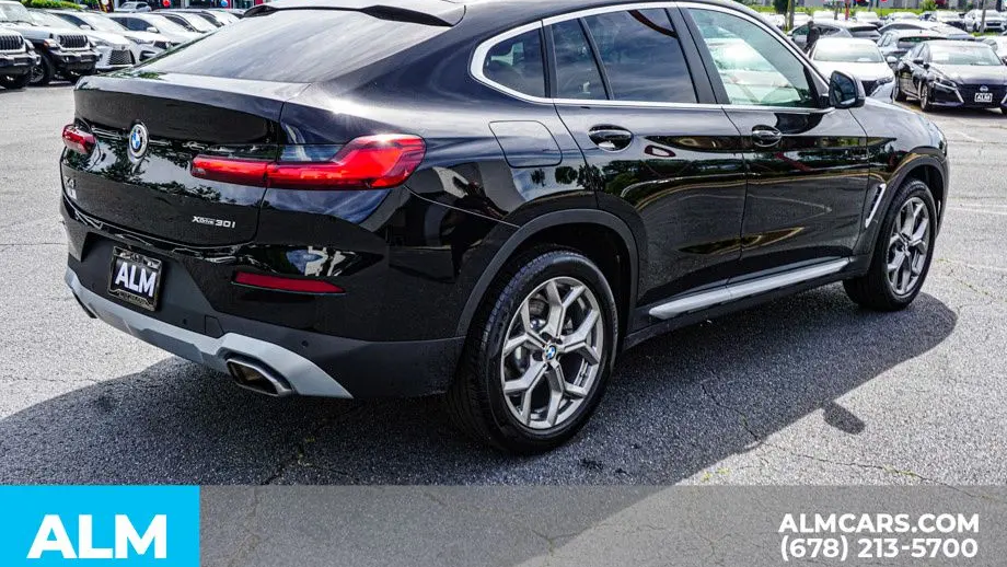 2025 BMW X4 xDrive30i