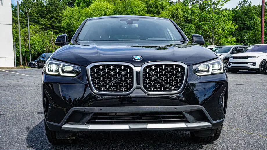 2025 BMW X4 xDrive30i