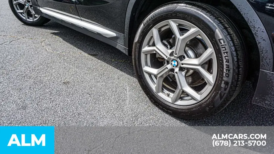 2025 BMW X4 xDrive30i