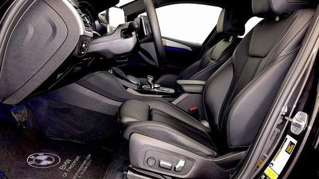 2022 BMW X4 xDrive30i