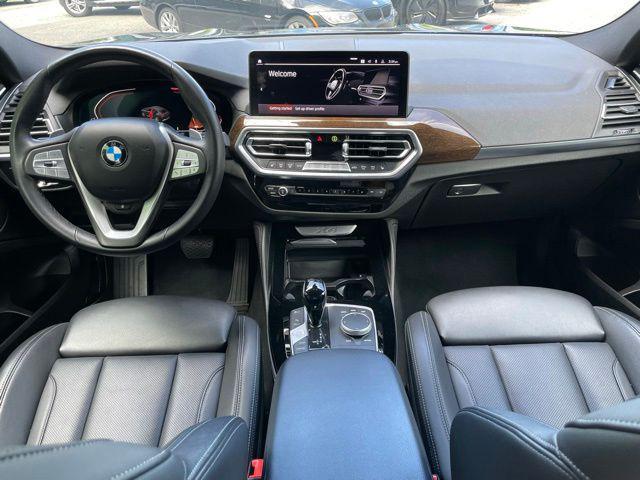 2022 BMW X4 - $30,247