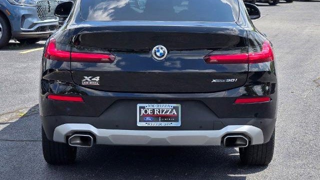 2022 BMW X4 xDrive30i