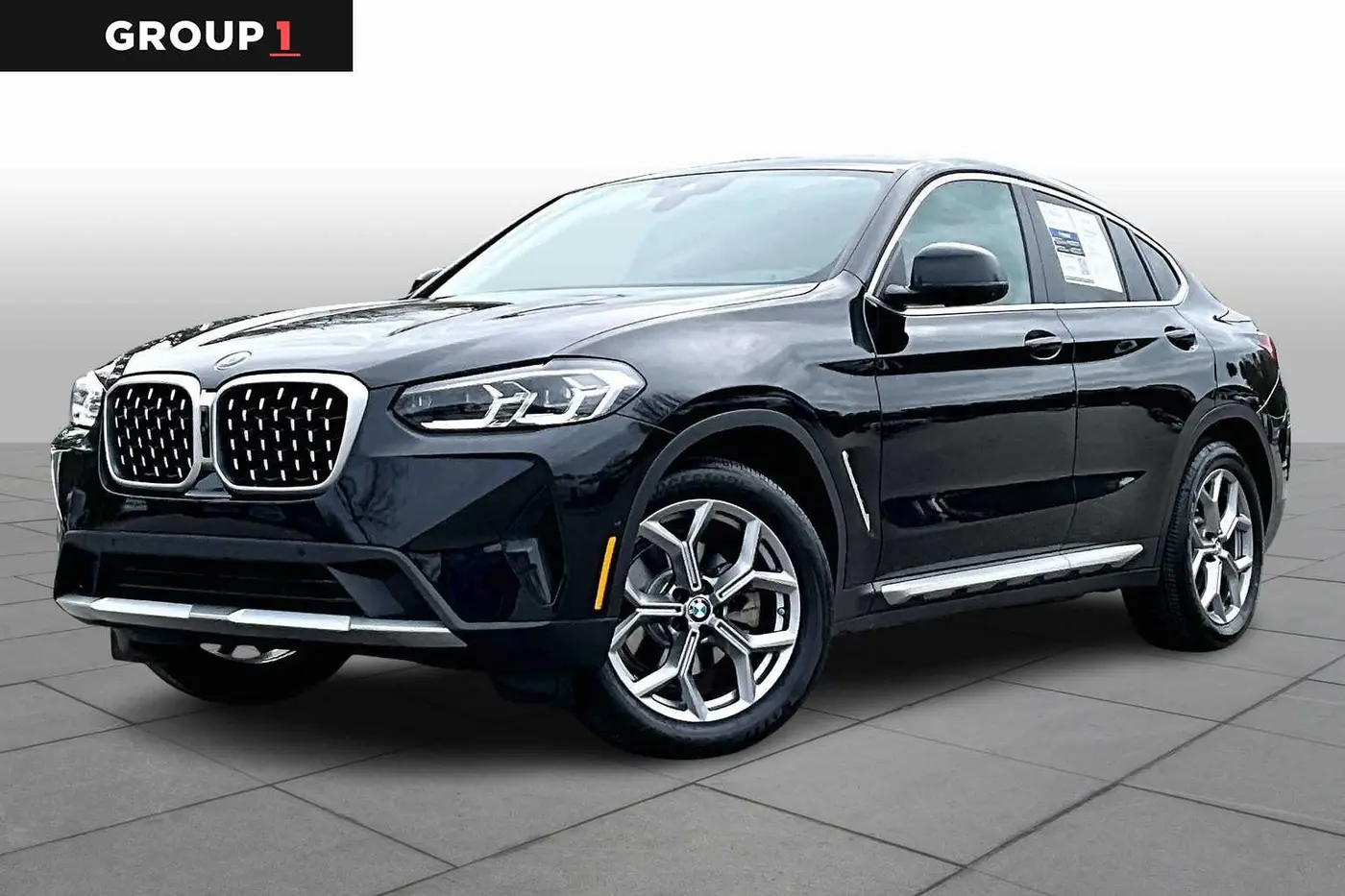 2023 BMW X4
