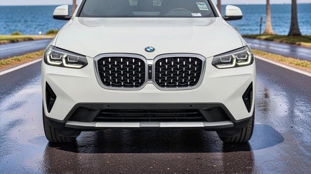 2022 BMW X4 xDrive30i