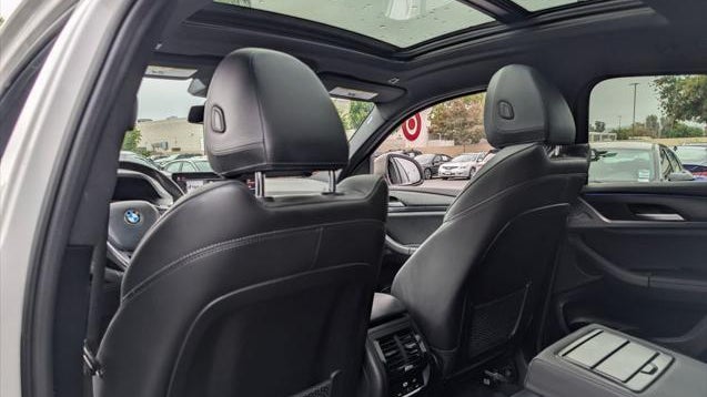 2022 BMW X4 xDrive30i