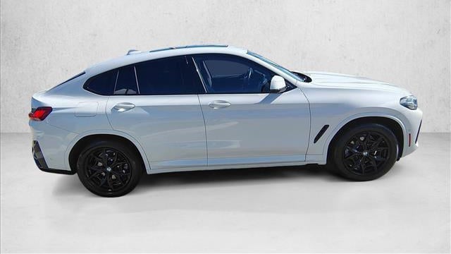 2023 BMW X4 xDrive30i