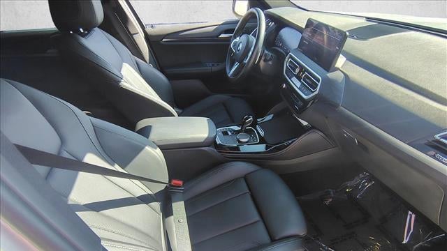 2023 BMW X4 xDrive30i