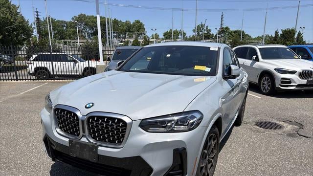 2024 BMW X4 xDrive30i