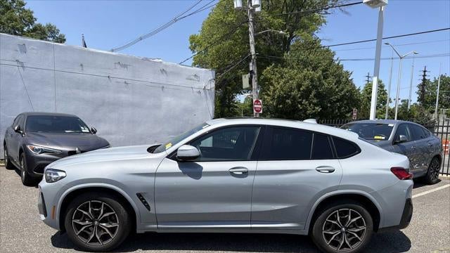 2024 BMW X4 xDrive30i