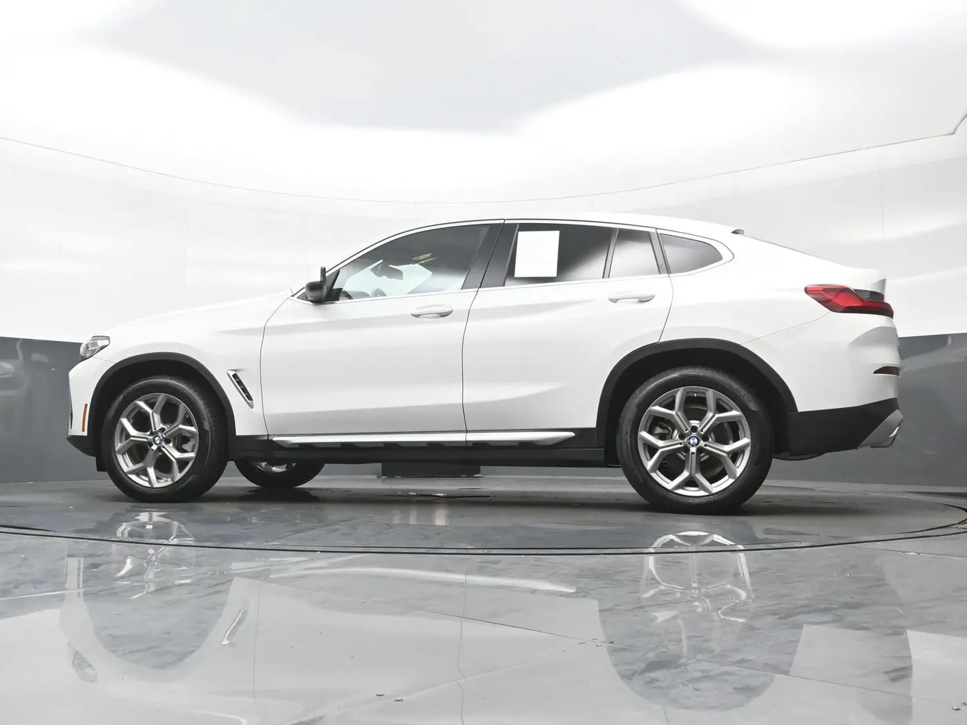 2025 BMW X4 - $44,953