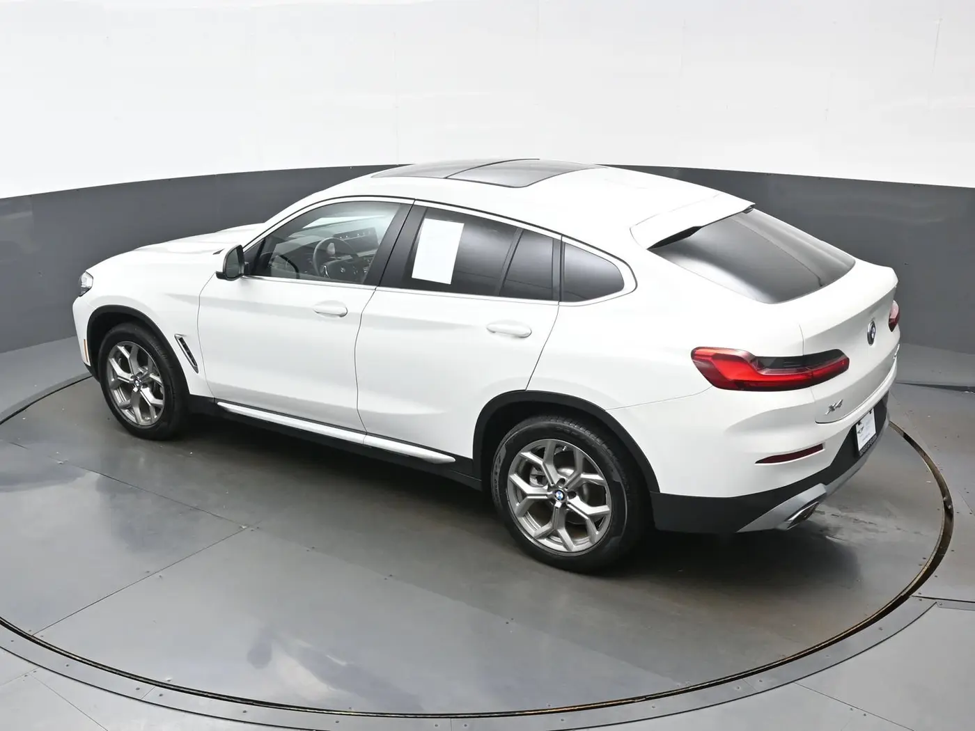 2025 BMW X4 - $44,953