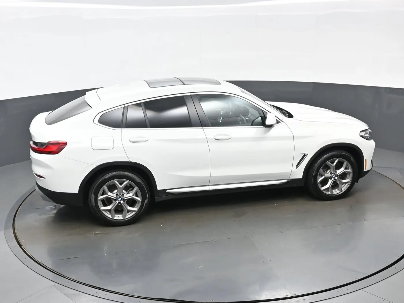 2025 BMW X4 - $44,953