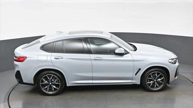 2022 BMW X4 xDrive30i
