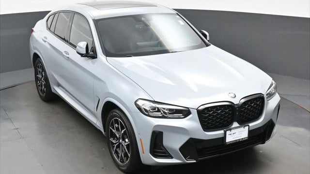 2022 BMW X4 xDrive30i