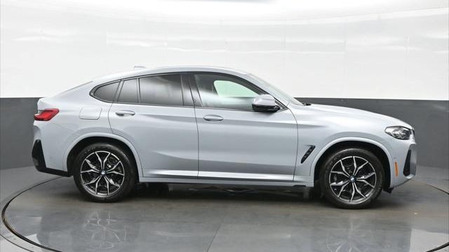 2022 BMW X4 xDrive30i